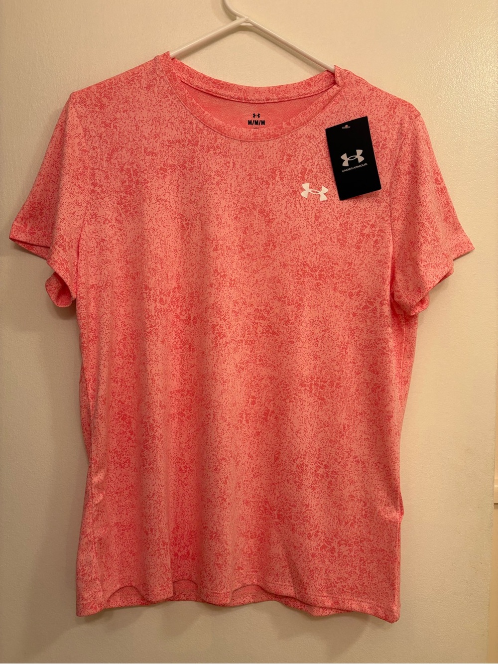 NWT Under Armour Women's Tech Twist T-Shirt - Size Medium